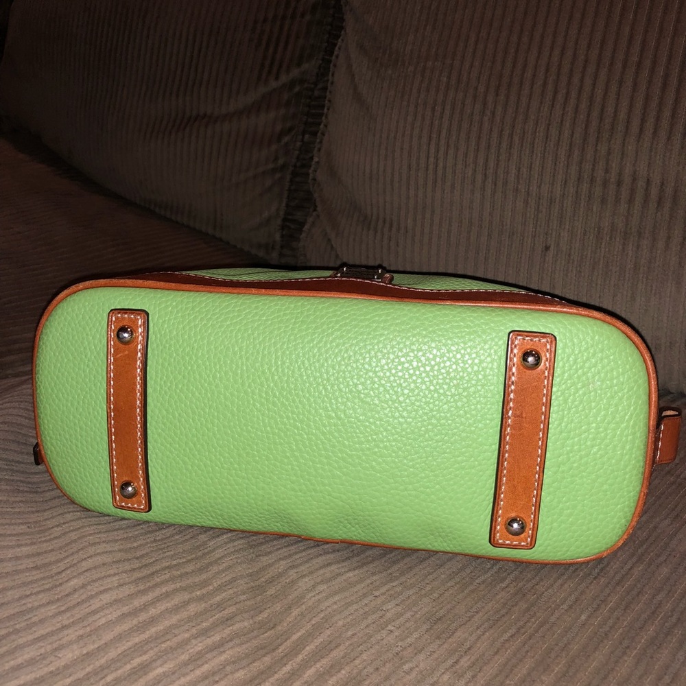 *SOLD* Dooney and Bourke Zip Zip Satchel - Picture 3 of 5